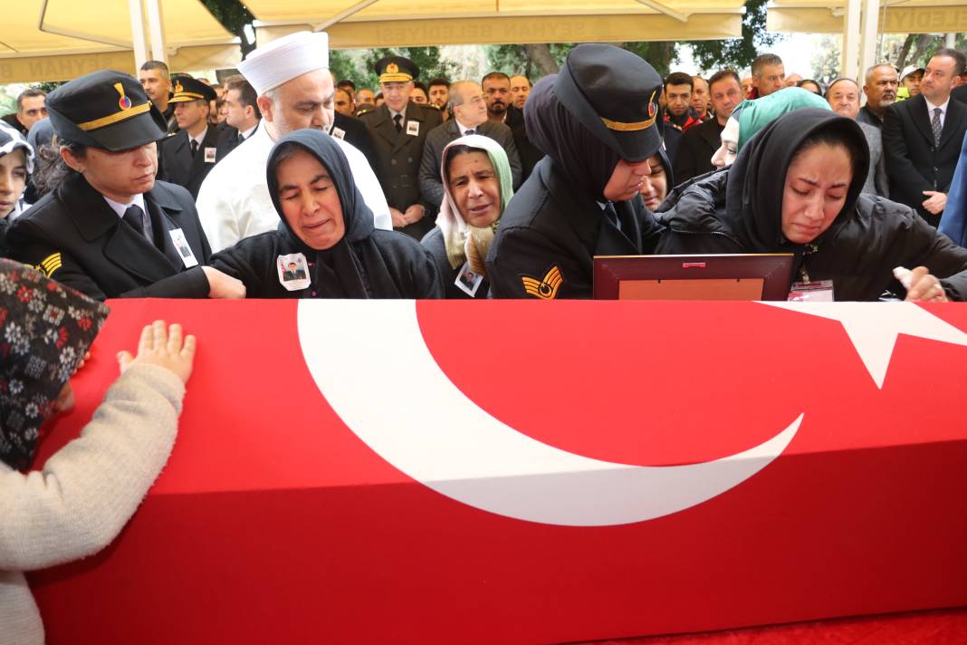 Şehit Uzman Çavuş Eren Kızıldağ'ın eşinden yürek yakan ağıt: Canım eşim, doyamadım Allah'ım 24